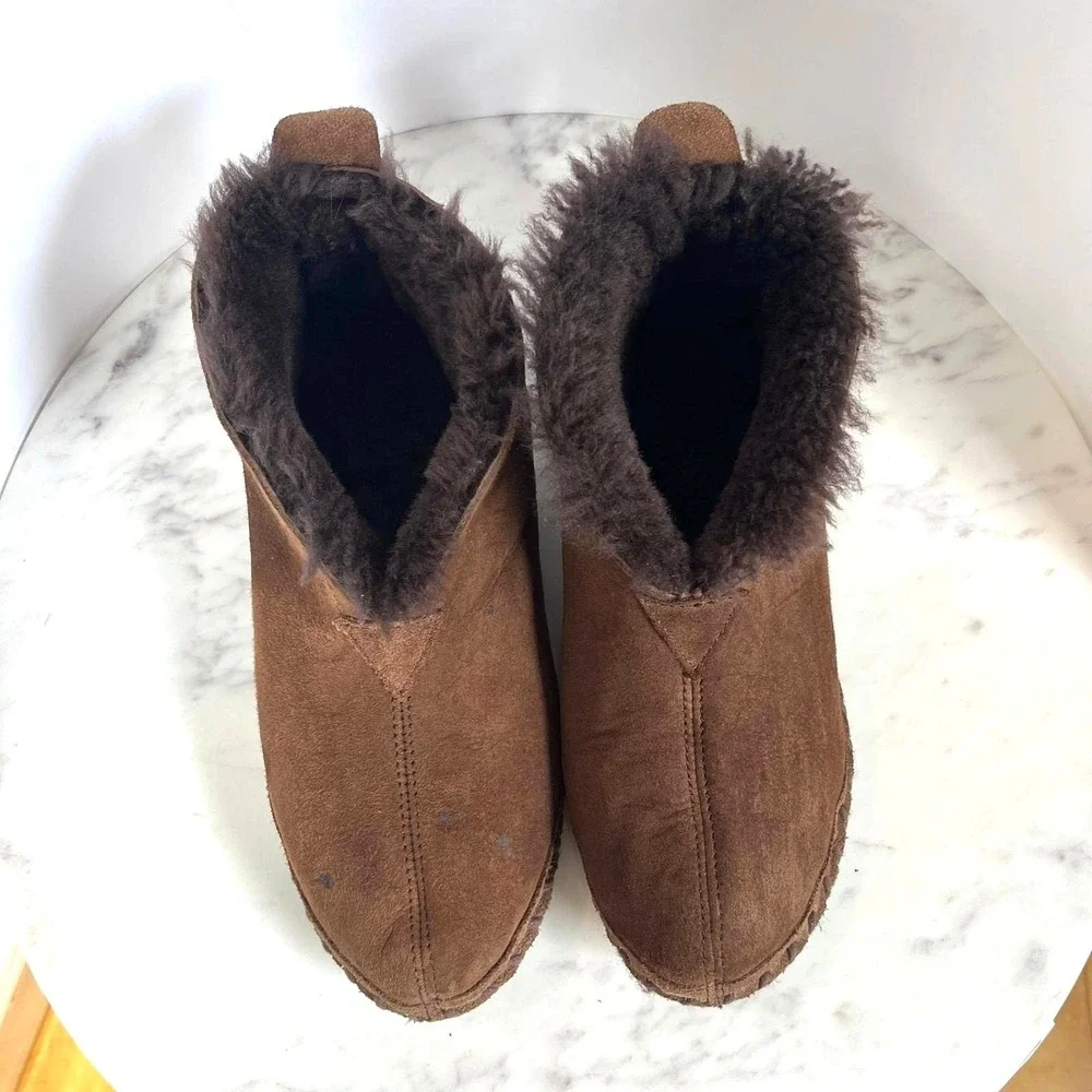 LL‎ Bean Wicked Good Slippers Mens 10M Brown Suede Shearling Moccasin Bootie